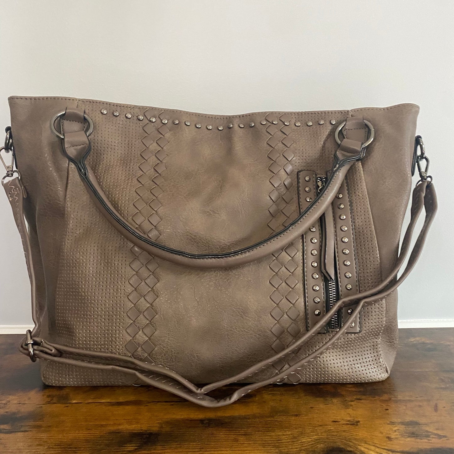 Sutton Satchel