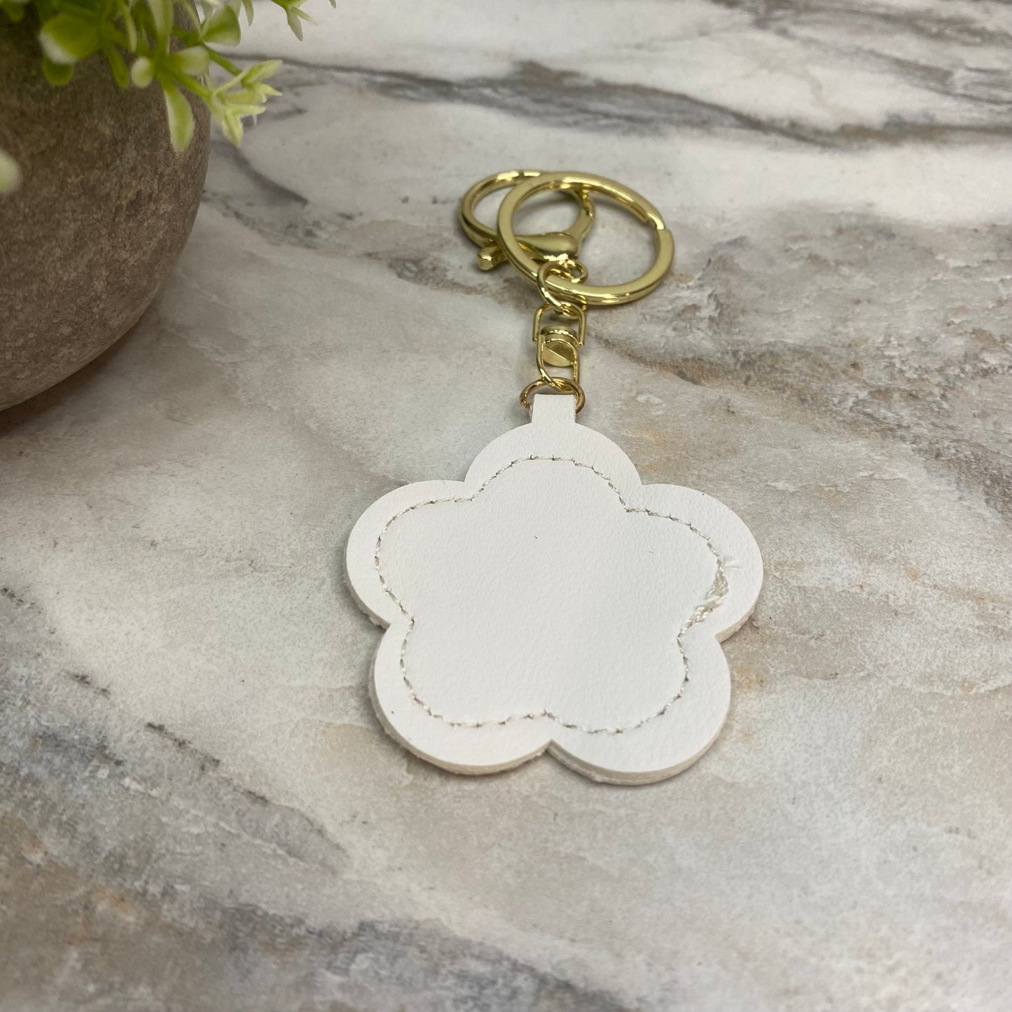 Keychain - Daisy Mirror