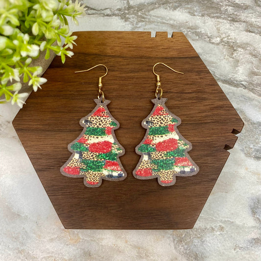 Wooden Cutout Earrings - Christmas Tree