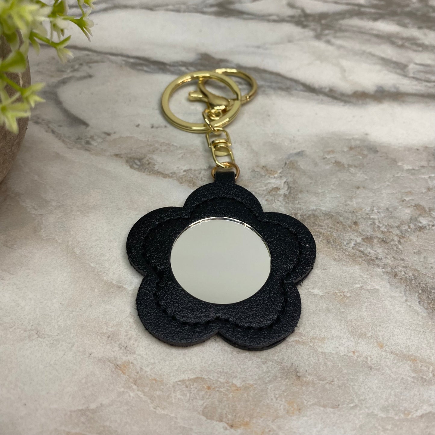 Keychain - Daisy Mirror