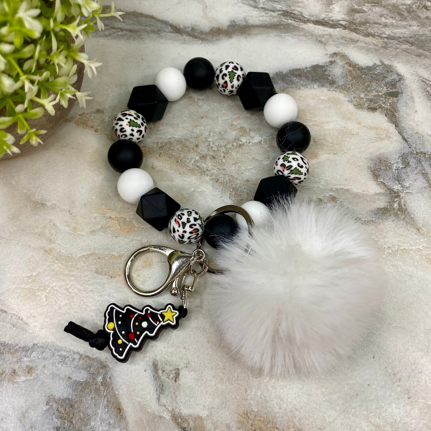 Silicone Bracelet Keychain & Pom Pom - Christmas Tree - Black