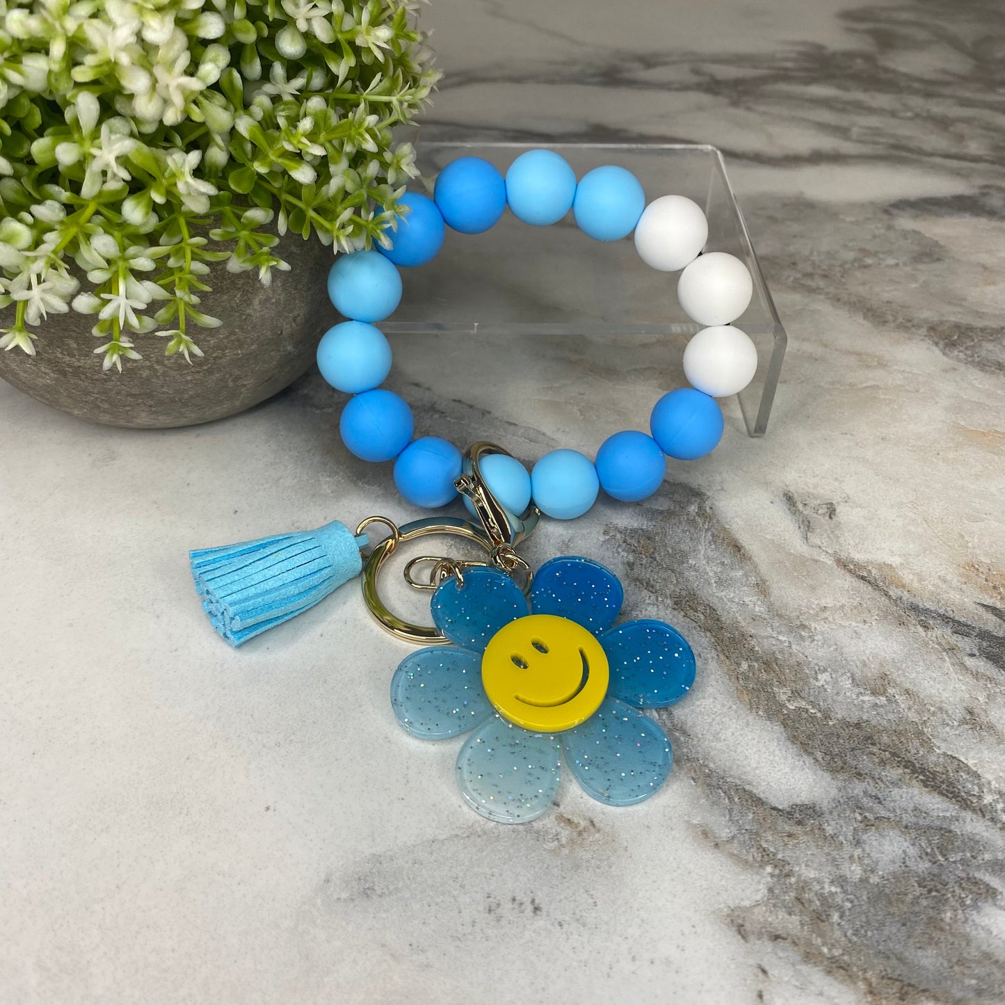 Silicone & Acrylic Bracelet Keychain - Daisy - Blue