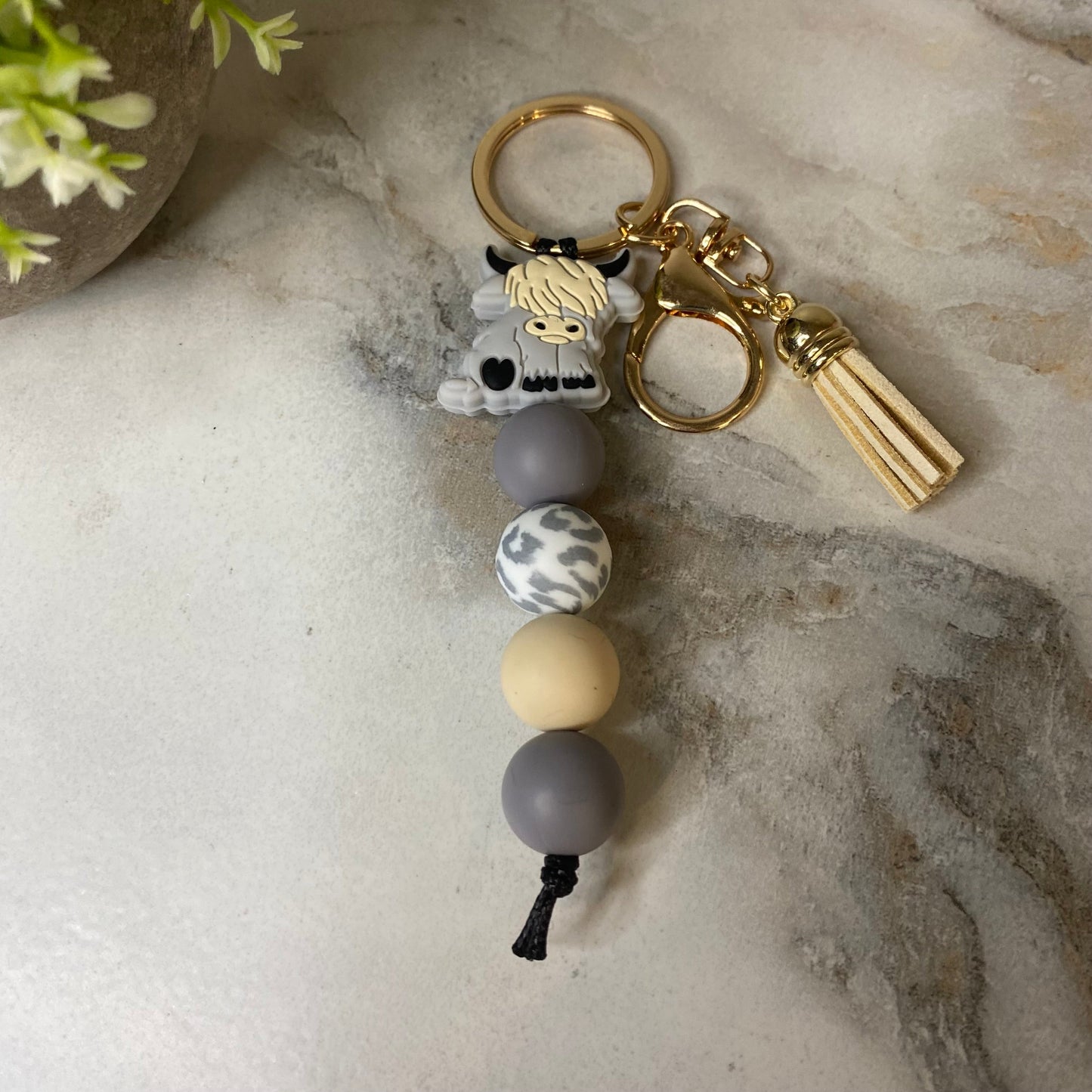 Keychain - Silicone Bead - Highland Cow - Grey