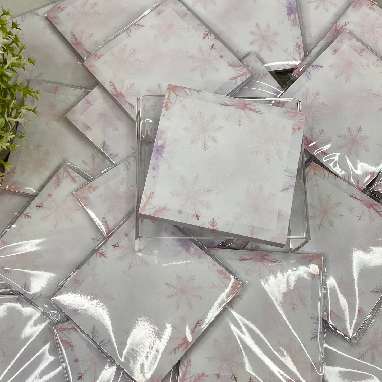 The Sticky Note Collection - Christmas Pink & Purple Snowflakes