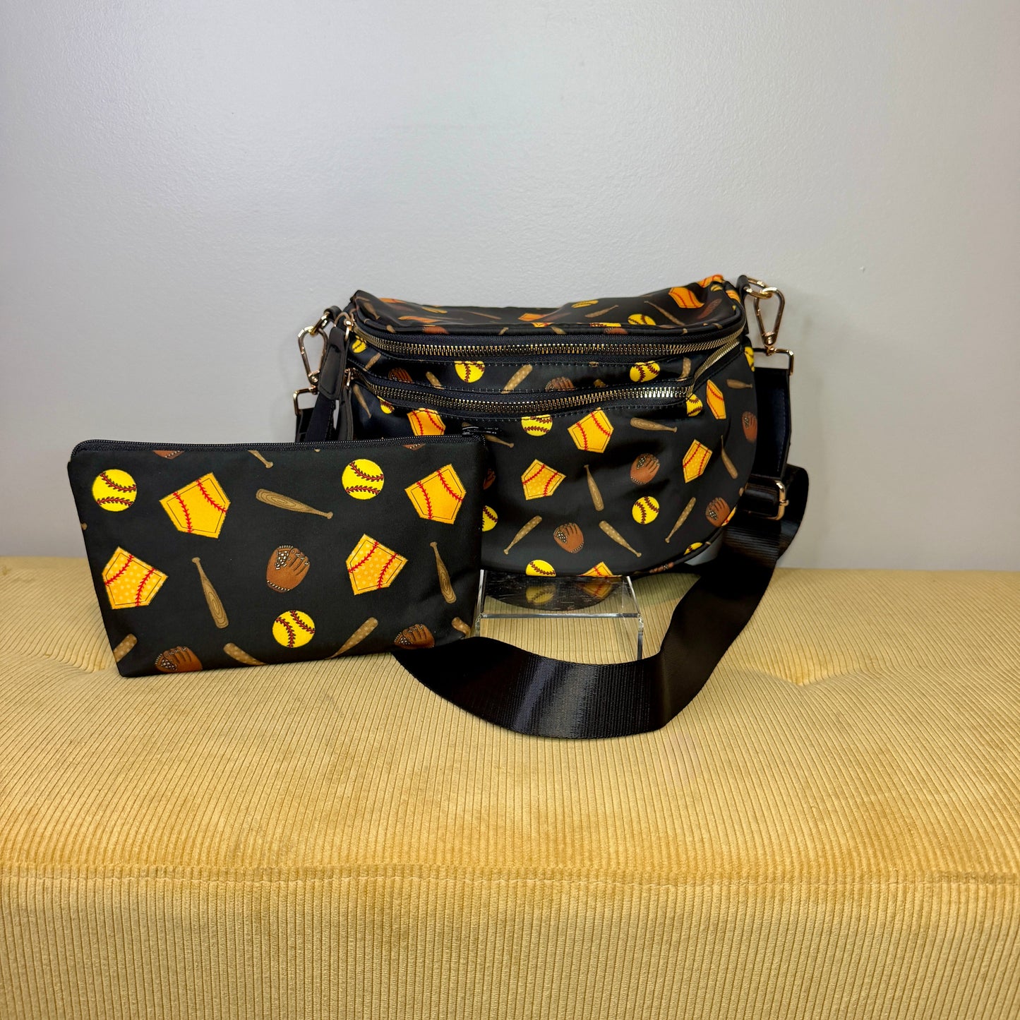 Bundled Set - Roni & Pouch - Softball on Black