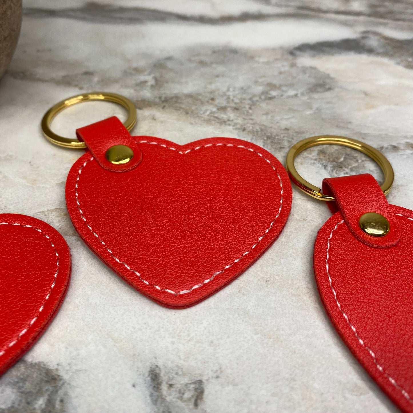 Keychain - Solid Heart - Red