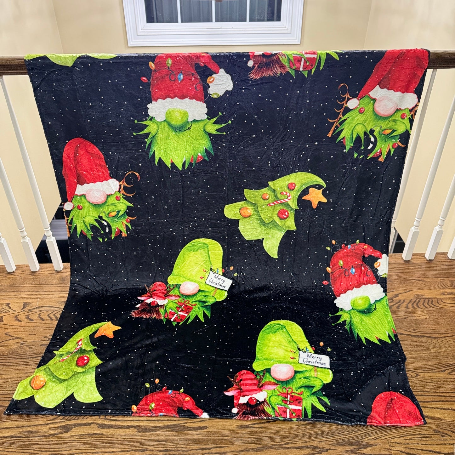 Blanket - Christmas - Green Gnome - PREORDER