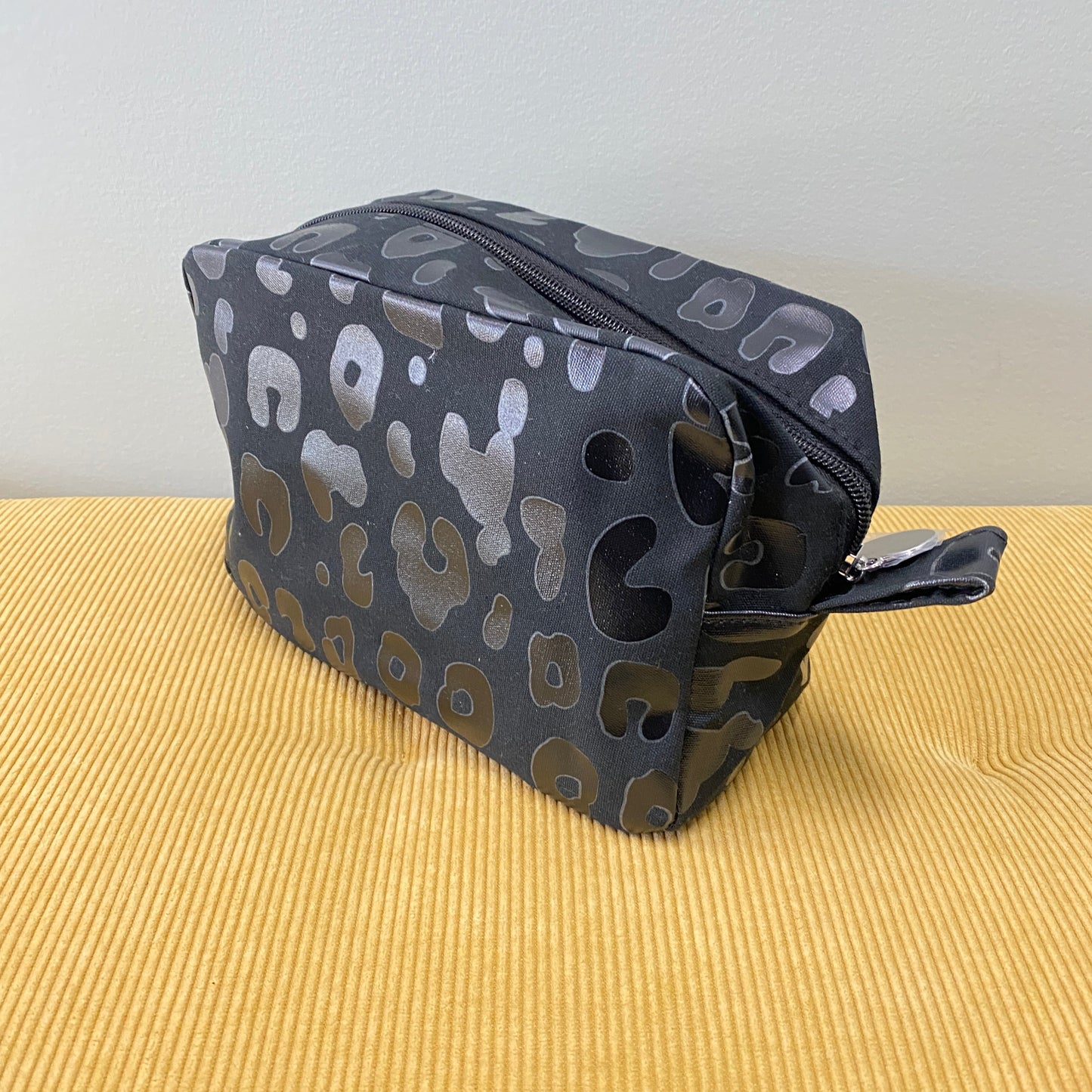 Pouch - Stand Up Zip - Black Leopard